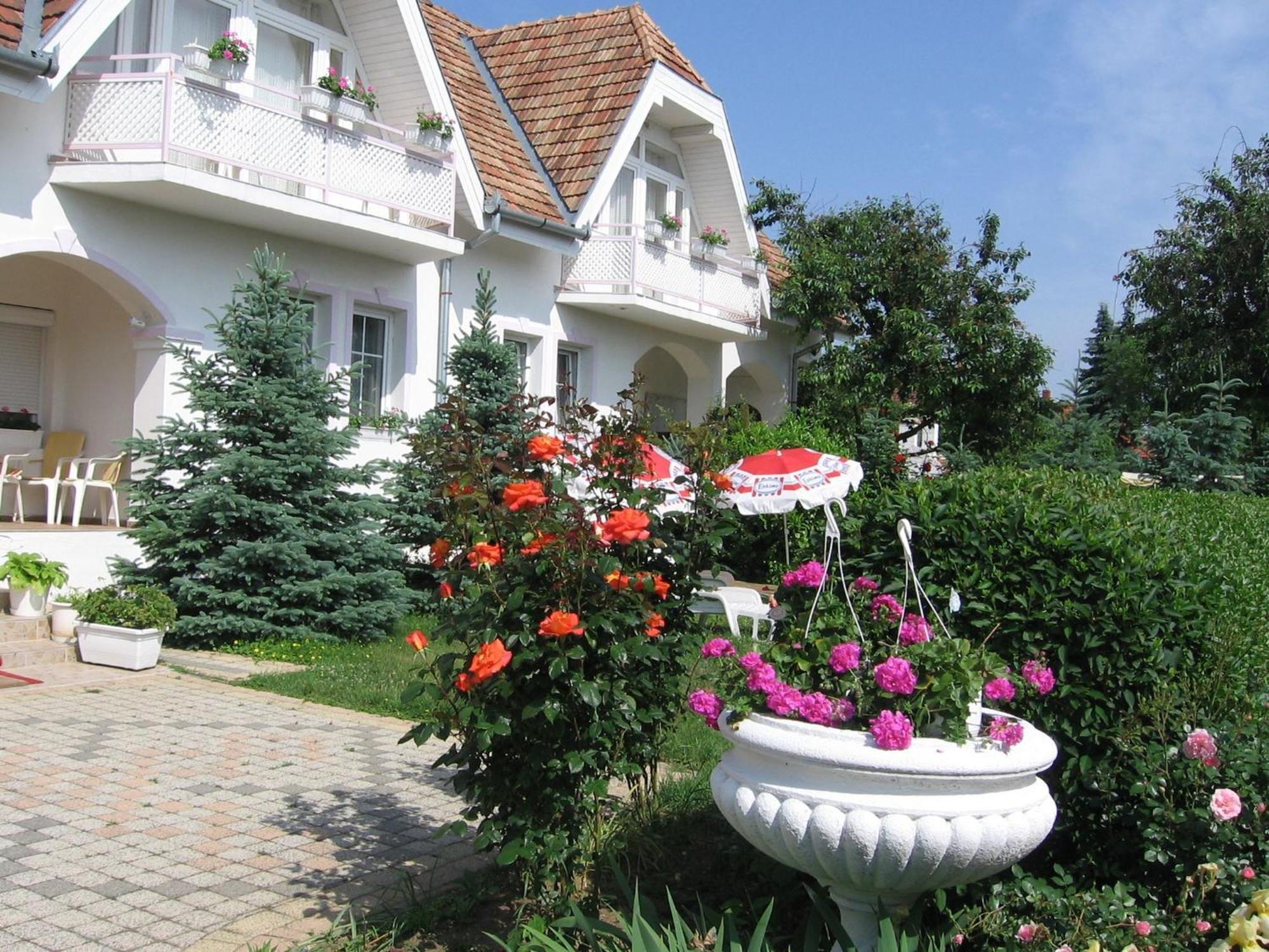 Pension Óvári Bük Exterior foto